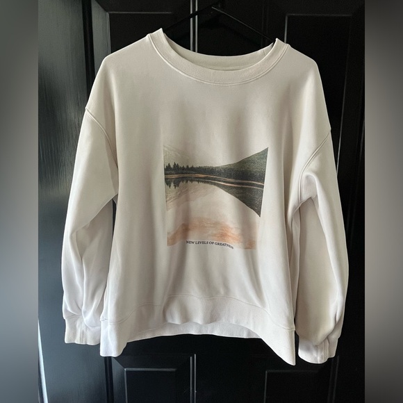 Eco Go-To Crewneck Sweatshirt - Bone - Medium - EUC - Picture 3 of 9